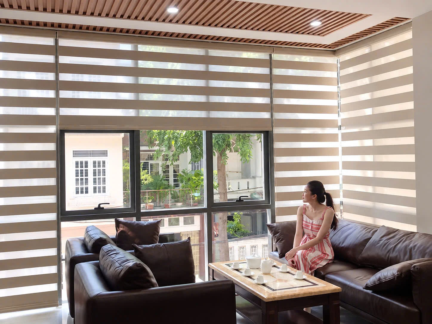 Rèm cầu vồng màu kem Hàn Quốc Honest lắp phòng khách